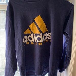 Vintage Adidas long sleeve 💚9.99 SHIPPING 💚